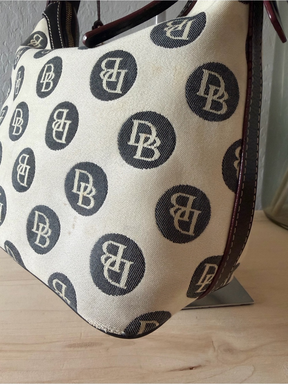 Dooney & Bourke vintage Y2K monogram canvas hobo shoulder bag - Picture 6 of 12